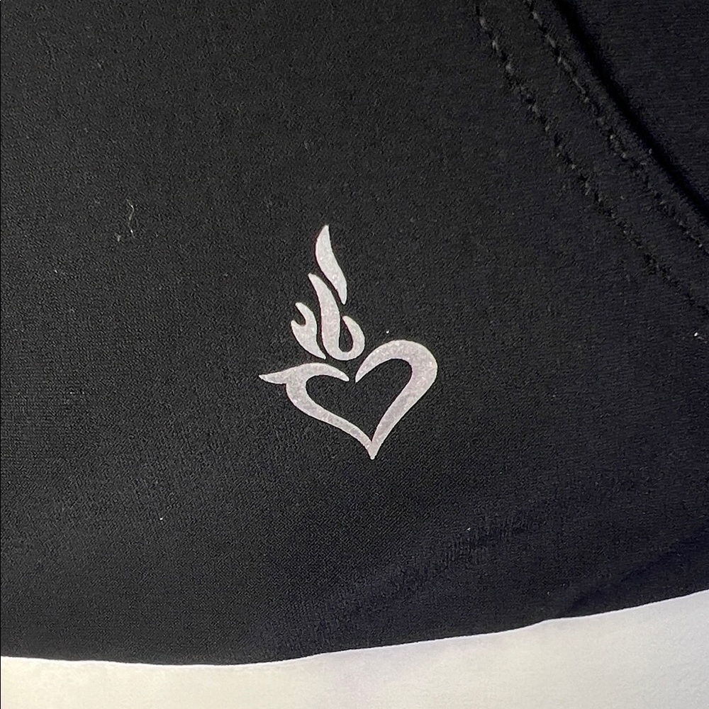 Torrid Active Black Full-Coverage Sports Bra 40DD - Picture 3 of 11